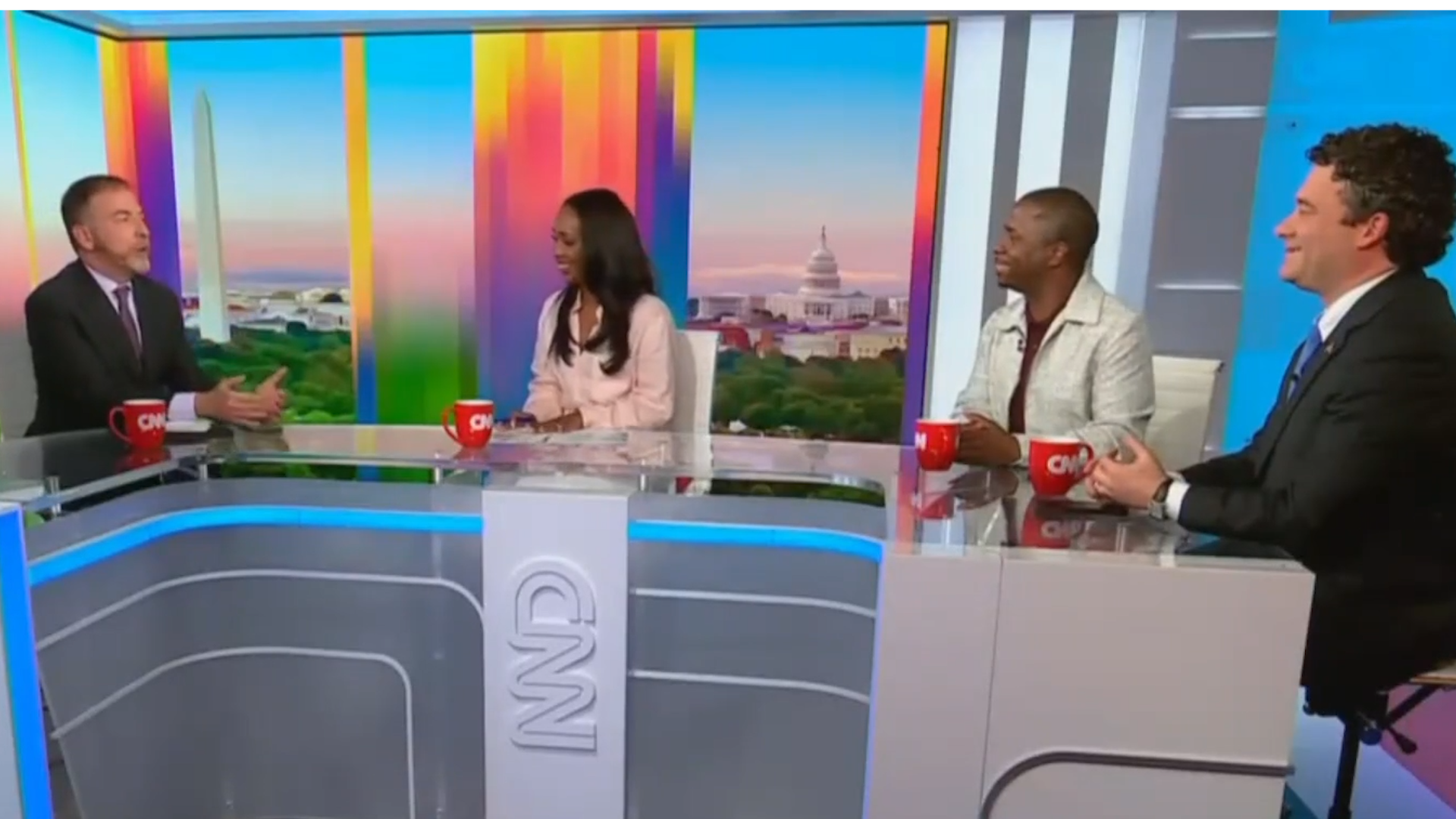 CNN Panel Slams Bernie Sanders For Flying Private