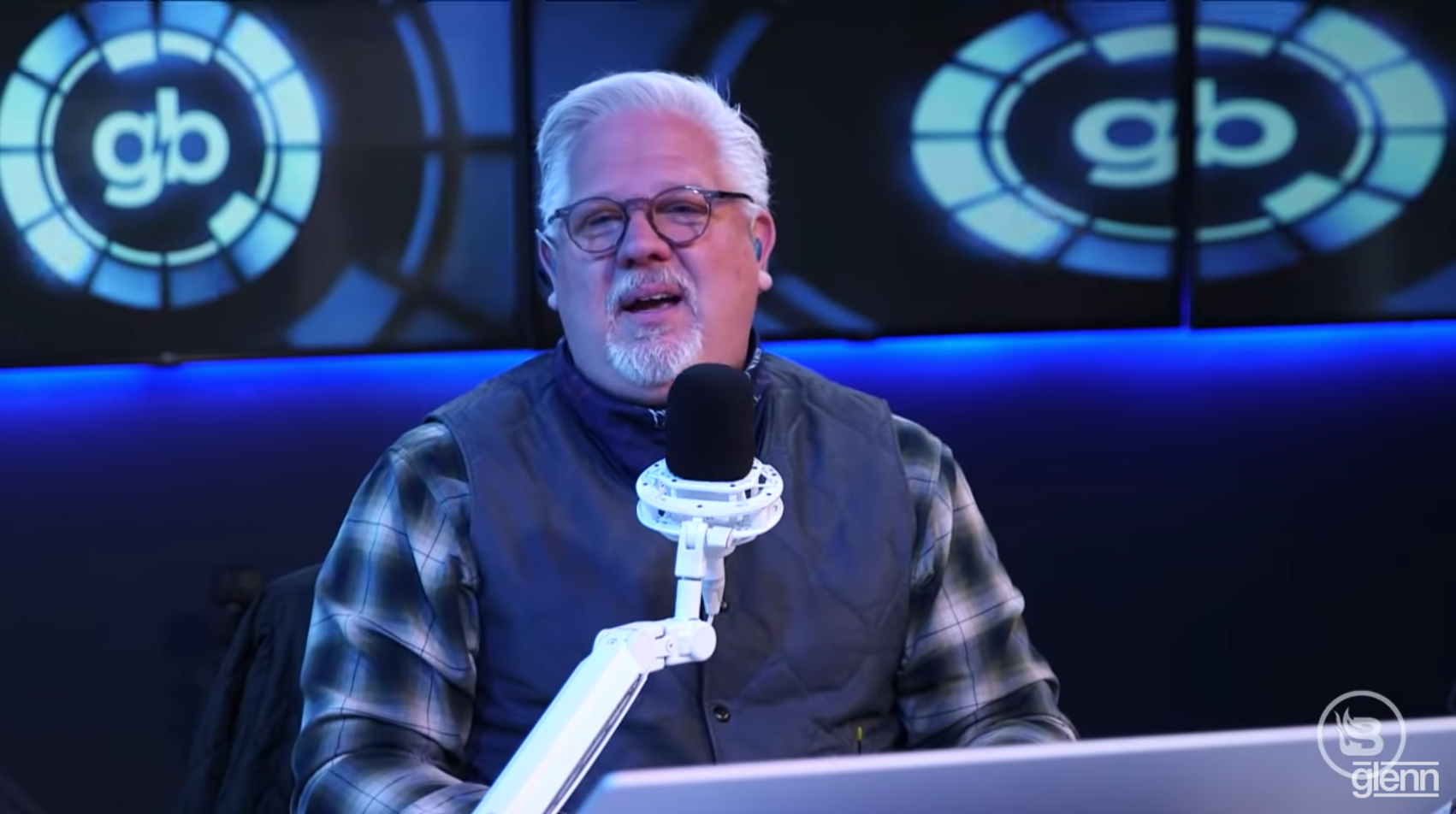 WATCH: Glenn Beck Thinks it's Time to DITCH Fox News