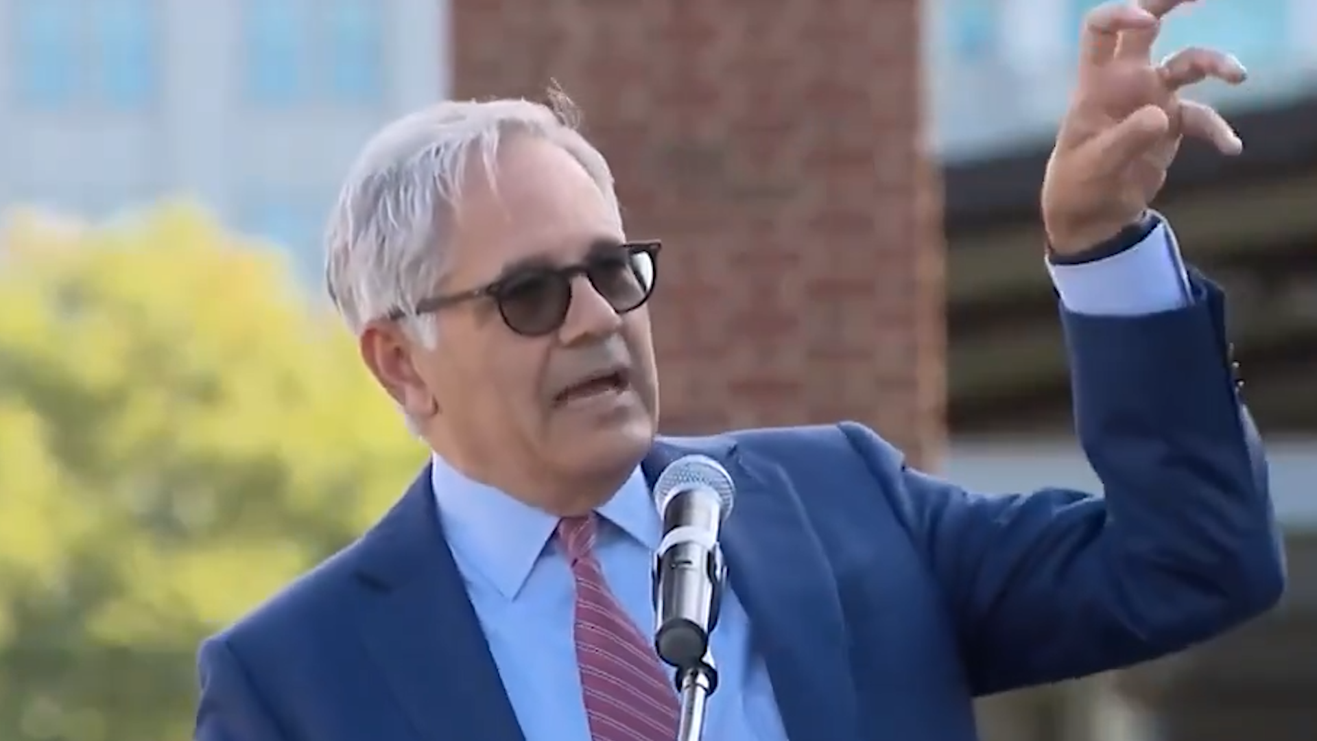 Radical DA: Lets Blow Up the White House Ballroom