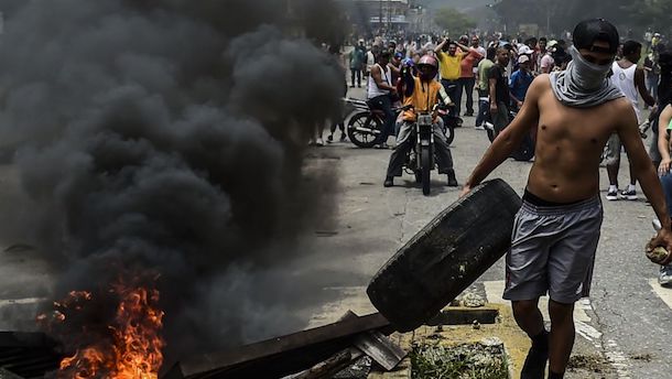 Will Venezuela's Military Turn on the President?