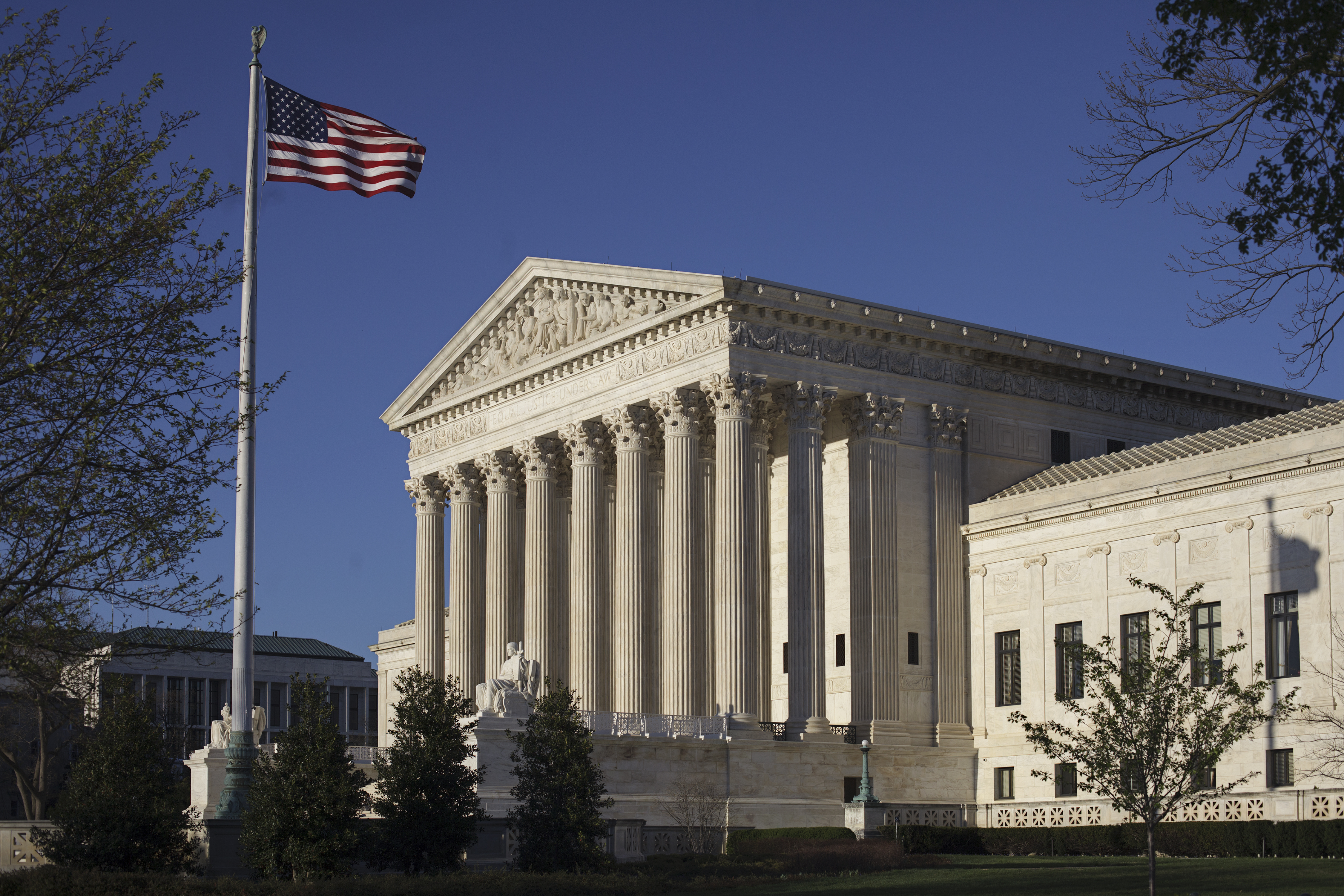 Supreme Court Allows Full enforcement of Trump Travel Ban