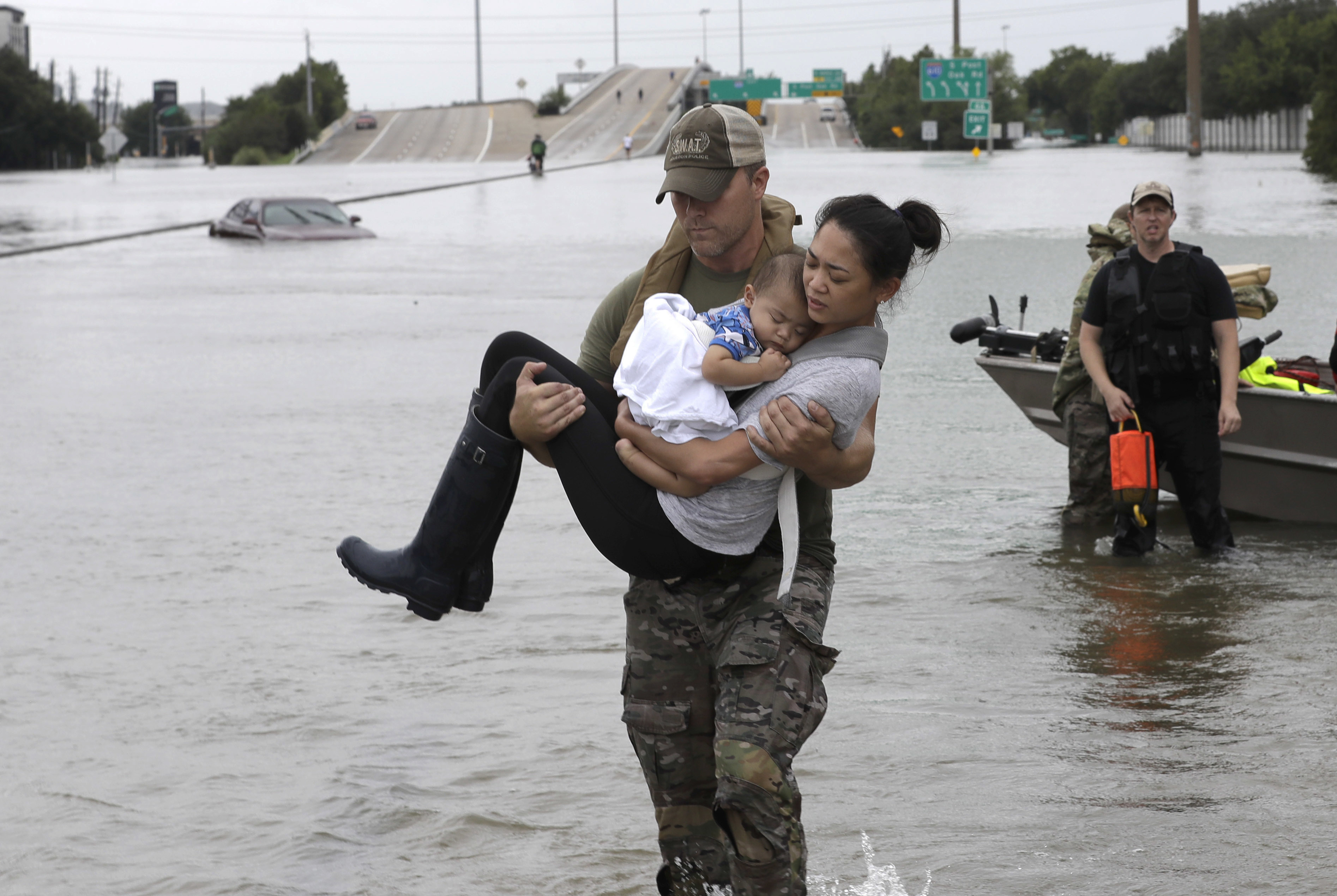 Hurricane Harvey: Rescuers Pluck Hundreds From Rising Floodwaters