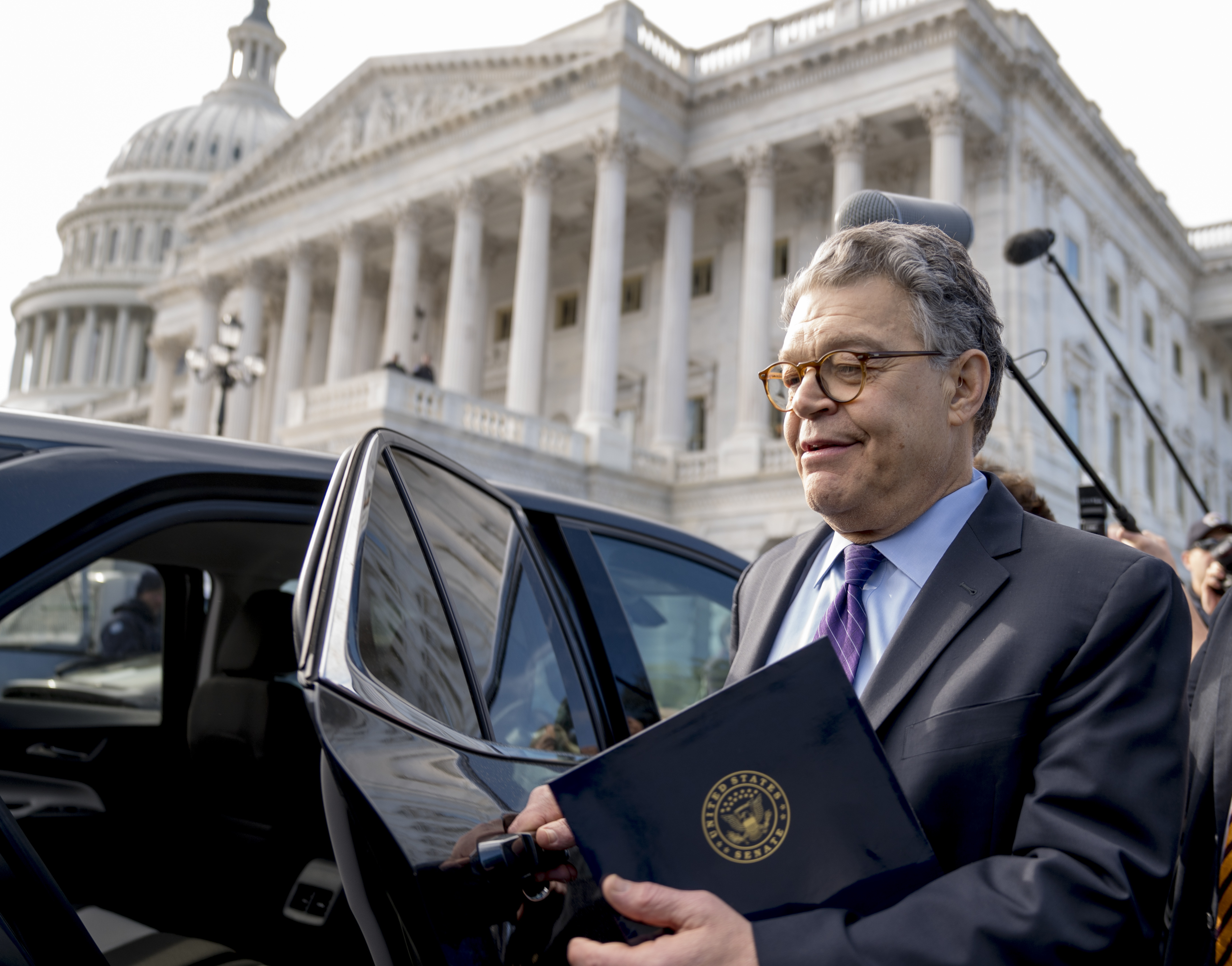 Franken Announces Resignation from Senate Amid Allegations